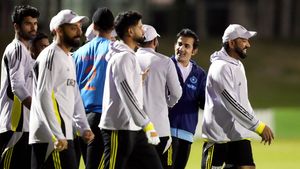 IND VS NZ: అందరూ తిడుతున్నా.. భారత్‌కు మద్దతుగా నిలిచిన న్యూజిలాండ్ స్టార్!