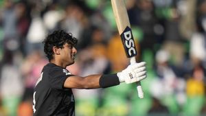 చరిత్ర సృష్టించిన రచిన్ రవీంద్ర - సచిన్‌ టెండూల్కర్ రికార్డ్ బ్రేక్!