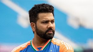 IND VS NZ: ఫైనల్ తర్వాత రోహిత్ శర్మకు బీసీసీఐ స్పెషల్ గిఫ్ట్!