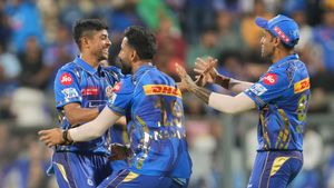 MI VS KKR: అరంగేట్ర మ్యాచ్‌లోనే 4 వికెట్లు.. ఎవరీ అశ్వని కుమార్!