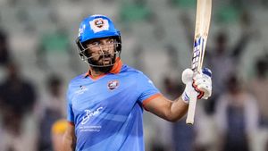 అప్పుడు.. ఇప్పుడు ఆస్ట్రేలియాకు అసలైన మొగుడు యువరాజే!