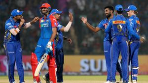 DC vs MI: హ్యాట్రిక్ రనౌట్.. గెలిచే మ్యాచ్‌లో ఓడిన ఢిల్లీ!