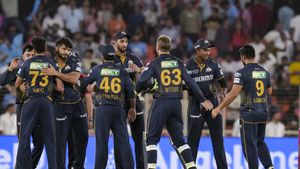 Gujarat Titans: గుజరాత్ టైటాన్స్‌కు బిగ్ షాక్.. జట్టును వీడిన విధ్వంసక ఆల్‌రౌండర్!