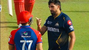 GT vs DC: ఇషాంత్ శర్మ x అశుతోష్ శర్మ డిష్యూం.. డిష్యూం?(వీడియో)