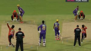 KKR vs SRH: సవ్యసాచి.. తొలి మ్యాచ్‌లోనే చరిత్ర సృష్టించేశాడు!