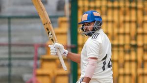 ఐపీఎల్‌లో తిరస్కరణ.. ఈ లీగ్‌లో ఐకాన్ ప్లేయర్!