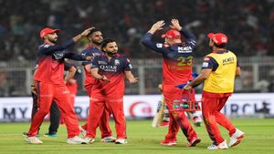 IPL 2025: నెం.1గా ఆర్సీబీ - అత్యధిక వ్యూస్ ఆ మ్యాచుకే!!