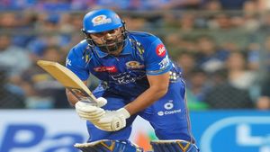 తెలిసిన విషయమే కదా.. ఎక్కువ పీకేది ఏమీ ఉండదు! - రోహిత్ ఫామ్‌పై ముంబయి కోచ్!!