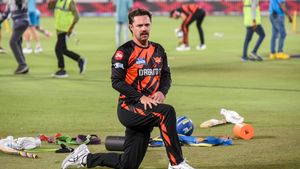 IPL 2025: మా జట్టులో పోకిరి వాడే: ట్రావిస్ హెడ్ (వీడియో)