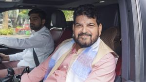 మహిళా రెజ్లర్లపై లైంగిక వేధింపుల కేసు.. బ్రిజ్ భూషణ్ సింగ్‌కు ఉపశమనం