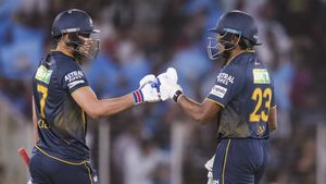 IPL 2025: ఐపీఎల్‌లో చరిత్ర సృష్టించిన సాయి సుదర్శన్, శుభ్‌మన్ గిల్