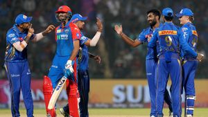 IPL 2025: ముంబై, ఢిల్లీ మ్యాచ్‌కు వర్షం ముప్పు.. ఇరుజట్లకు చావో రేవో?