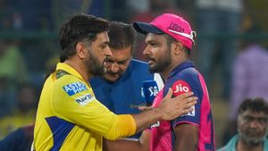 ఆ రెండు తప్పిదాల వల్లే ఓడిపోయాం: ధోనీ