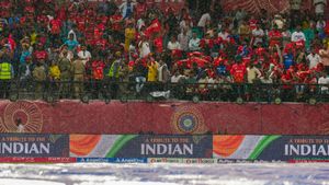 IPL 2025: పంజాబ్ X ఢిల్లీ మ్యాచ్ ఆలస్యం.. ఎందుకంటే?