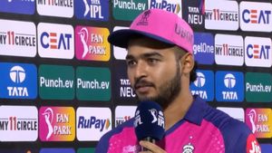 RR vs MI: అందుకే హసరంగా, సందీప్ శర్మ ఆడటం లేదు: రియాన్ పరాగ్