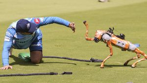 IPL 2025: రోబోటిక్ డాగ్ 'చంపక్' వివాదం.. బీసీసీఐకి బిగ్ షాక్!