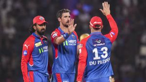 అందుకే ఐపీఎల్ ఆడేందుకు తిరిగి రాలేకపోయా: మిచెల్ స్టార్క్