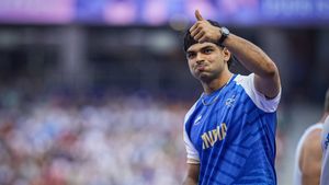 కోహ్లీ, రోహిత్ కాదు.. ఈ క్రికెటర్ జావెలిన్ త్రోకు పర్ఫెక్ట్: నీరజ్ చోప్రా