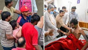 బెంగళూరు తొక్కిసలాట మృతుల కుటుంబాలకు రూ. 25 లక్షలు