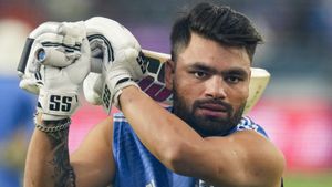 Rinku Singh: రింకూ సింగ్‌కు ప్రభుత్వ ఉద్యోగం.. సోషల్ మీడియాలో ప్రశ్నల వర్షం!