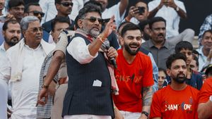 నేను పిచ్చోడిని కాదు.. నాకు ఆర్సీబీ ఎందుకు?: కర్ణాటక డిప్యూటీ సీఎం