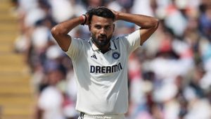 IND vs ENG: మలుపు తిప్పిన ఆకాశ్ దీప్.. పట్టుబిగించిన టీమిండియా!