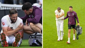 IND vs ENG: ఇంగ్లండ్‌‌కు బిగ్ షాక్.. గాయంతో మైదానం వీడిన స్టార్ పేసర్!