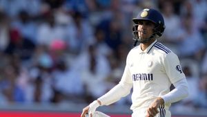 IND vs ENG: కష్టాల్లో భారత్.. ఆ ఇద్దరిపైనే ఆశలు!