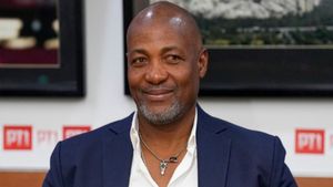 ఐపీఎల్ వల్లే వెస్టిండీస్ క్రికెట్ నాశనం: బ్రియాన్ లారా