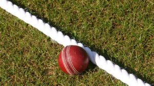 క్రికెట్ ప్రపంచంలో విషాదం: 600కు పైగా వికెట్లు తీసిన మాజీ పేసర్ కన్నుమూత