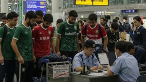 జపాన్‌లో అడ్డంగా దొరికిన పాకిస్థాన్ 'ఫేక్ ఫుట్‌బాల్ టీమ్'