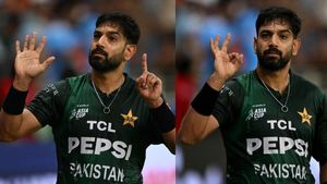 రఫేల్‌ను కూల్చేశాం.. పాక్ బౌలర్ ఓవరాక్షన్!