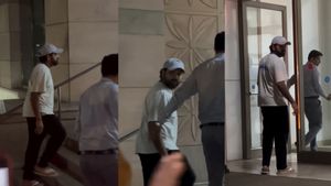 Viral Video: అర్ధరాత్రి ఆస్పత్రికి రోహిత్ శర్మ.. అభిమానుల్లో టెన్షన్!