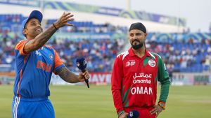 ఒమన్ మ్యాచ్‌.. సూర్య బ్యాటింగ్‌కు ఎందుకు రాలేదు? కారణం ఇదే!