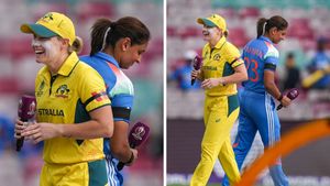 IND vs AUS: నల్ల బ్యాండ్స్‌తో భారత్, ఆసీస్ ఆటగాళ్లు.. ఎందుకంటే..?