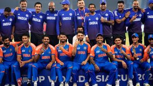 ఆస్ట్రేలియా పర్యటనకు ముందు టీమిండియాకు బిగ్ షాక్!