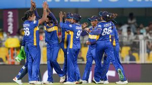 4 బంతుల్లో 4 వికెట్లు.. సెమీస్ ఆశలు గల్లంతు!