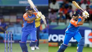 కేవలం 2 సిక్సర్లతోనే భారీ రికార్డు: హిట్ మ్యాన్ సరసన సూర్య!