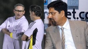 ఏం గుండెరా నీది.. శుభ్‌మన్ గిల్‌నే తప్పించావ్: మాజీ క్రికెటర్