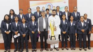 ప్రపంచ కప్ వీరులకు డిప్యూటీ సీఎం పవన్ కల్యాణ్ ఘన సన్మానం!