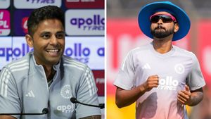 అందుకే అయ్యర్‌కు అవకాశం ఇవ్వడం లేదు: సూర్యకుమార్ యాదవ్