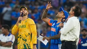 IND vs SA: వైస్ కెప్టెన్ అక్షర్ పటేల్‌పై వేటు.. ఎందుకంటే..?