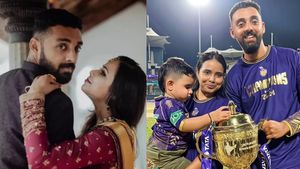 నువ్వు క్రికెట్ ఆడు.. నేను సంపాదిస్తా!: మిస్టరీ స్పిన్నర్ క్యూట్ లవ్ స్టోరీ!!