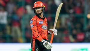 RCB vs SRH: పులి.. పిల్లి అయ్యింది!