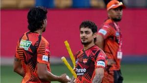 IPL 2026 ఫైనల్ చేరేది ఆ జట్లే.. మావోడికే పర్పుల్ క్యాప్: ఇషాన్ కిషన్