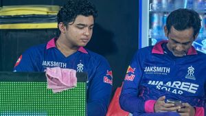 తప్పించుకున్న వైభవ్ సూర్యవంశీ.. పట్టుబడ్డ రాజస్థాన్ రాయల్స్ మేనేజర్‌