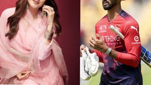 ఆర్సీబీ స్టార్‌తో స్టార్ హీరోయిన్ డేటింగ్?