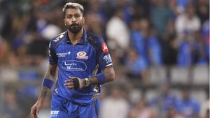 హార్దిక్ పాండ్యాకు బిగ్ షాక్!