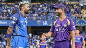 MI vs KKR: టాస్ గెలిచిన కేకేఆర్.. స్టార్ ప్లేయర్ రీఎంట్రీ!