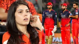 IPL 2027: కావ్య మారన్ ట్రేడ్ డీల్.. SRHలోకి ఆర్‌సీబీ ప్లేయర్‌!